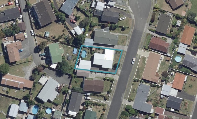 9 Sandalwood Drive, Dinsdale, Hamilton - Carousel 1