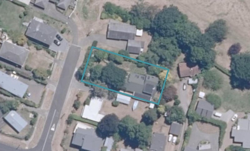 4 Otupai Street, Two Mile Bay, Taupo - Carousel 1