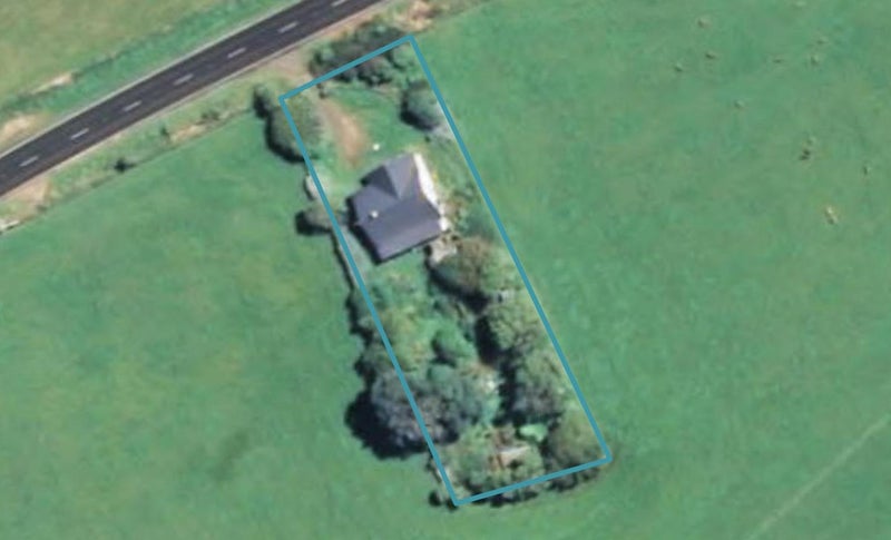 3653 Eltham Road, Opunake - Carousel 1