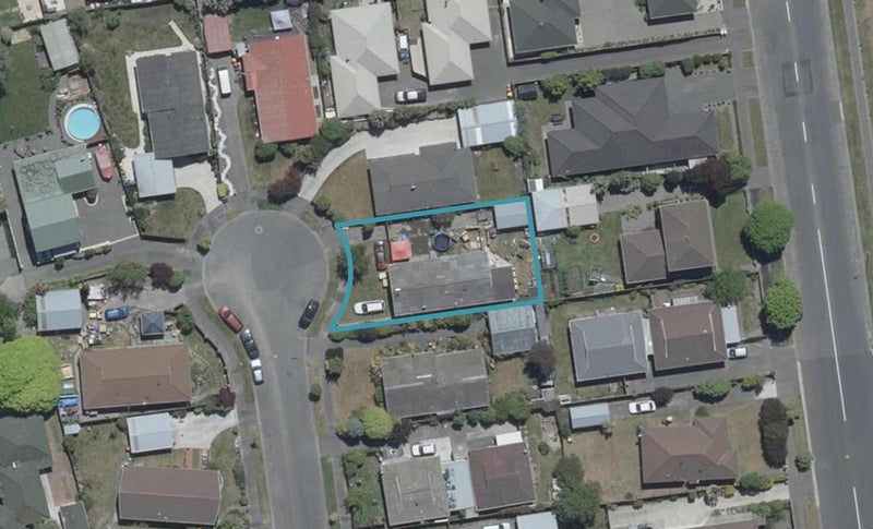 18 Four Elms Place, Parklands, Christchurch - Carousel 1