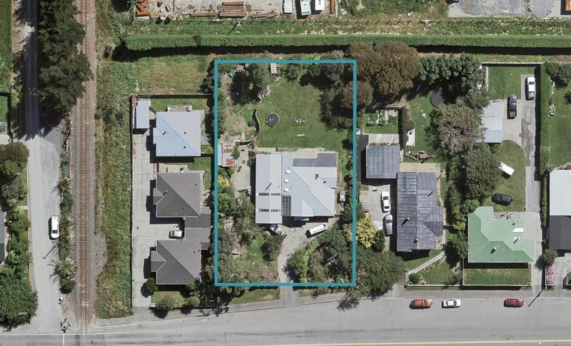 76 West Plains Road, Waikiwi, Invercargill - Carousel 1