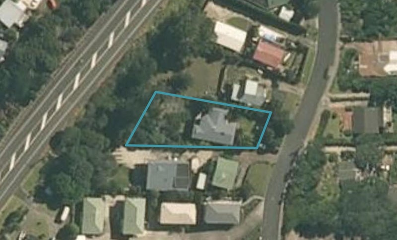 22 Ocean View Road, Hatfields Beach, Orewa - Carousel 1