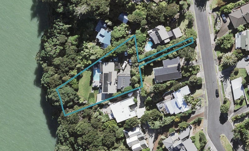 44 Brigantine Drive, Beach Haven, Auckland - Carousel 1