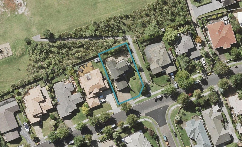 29 Arirang Rise, Pinehill, Auckland - Carousel 1