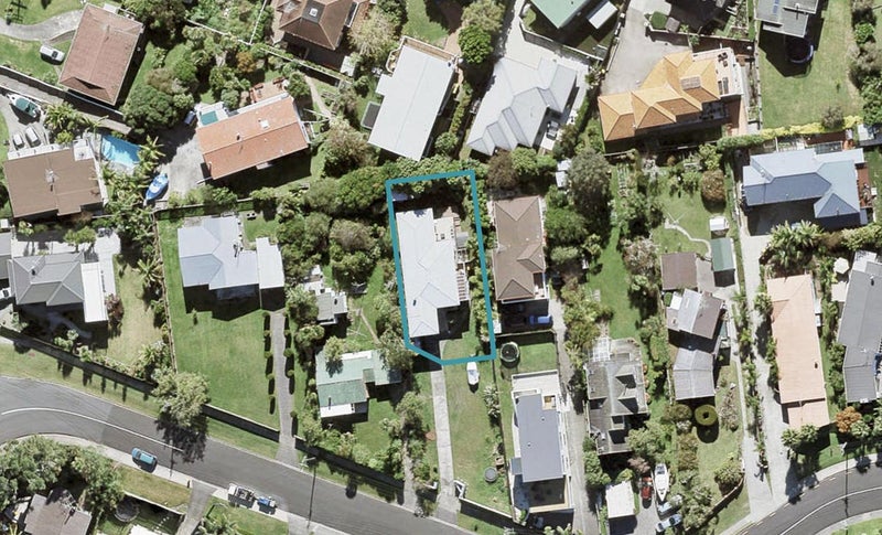 65 Killarney Avenue, Torbay, Auckland - Carousel 1