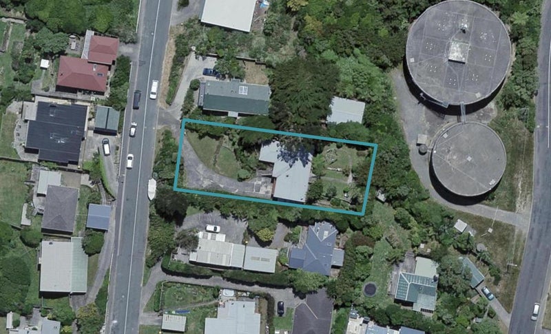 22 Chapman Street, Newlands, Wellington - Carousel 1