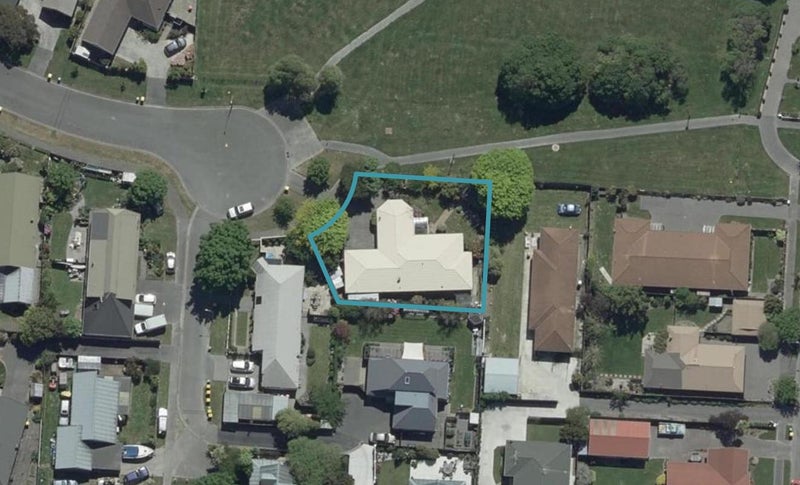 24 Pyatt Place, Redwood, Christchurch - Carousel 1