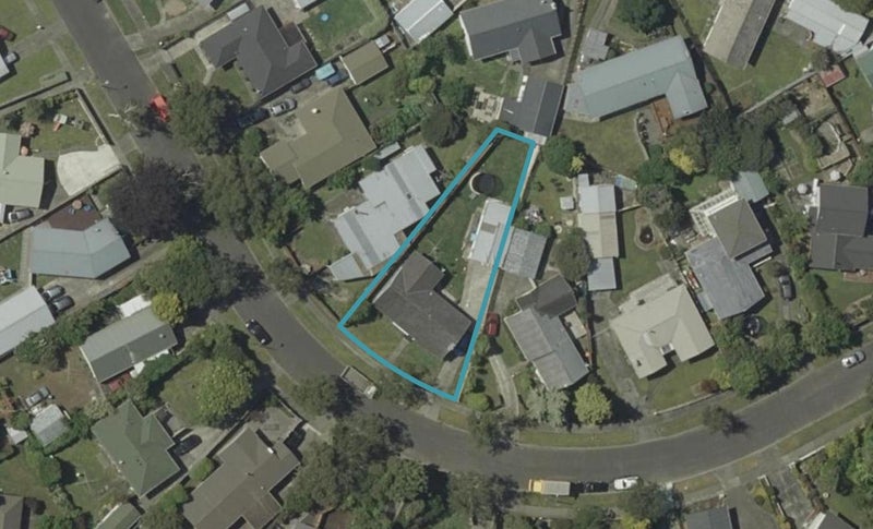 88 Ruamahanga Crescent, Terrace End, Palmerston North - Carousel 1