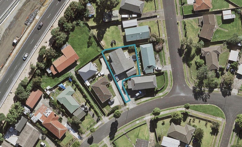 11A Staverton Crescent, Mangere, Auckland - Carousel 1