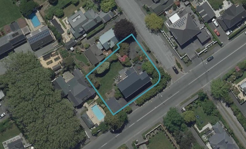 1 Thornycroft Street, Fendalton, Christchurch - Carousel 1