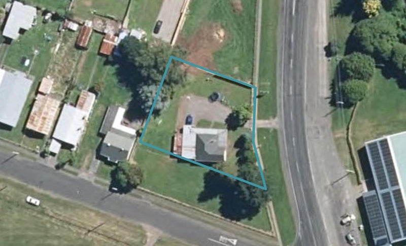 8 Parapara Rd (State Highway, 4), RAETIHI - Carousel 1