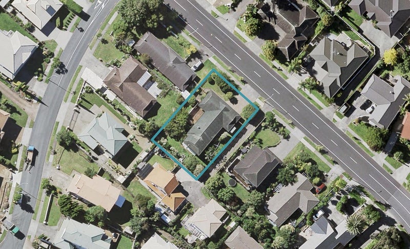 15 Nicholas Road, Somerville, Manukau - Carousel 1