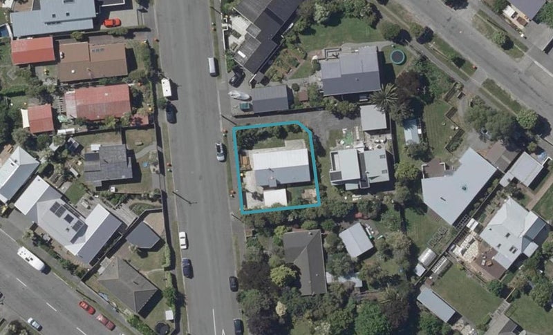 15 Whitfield Street, Sumner, Christchurch - Carousel 1