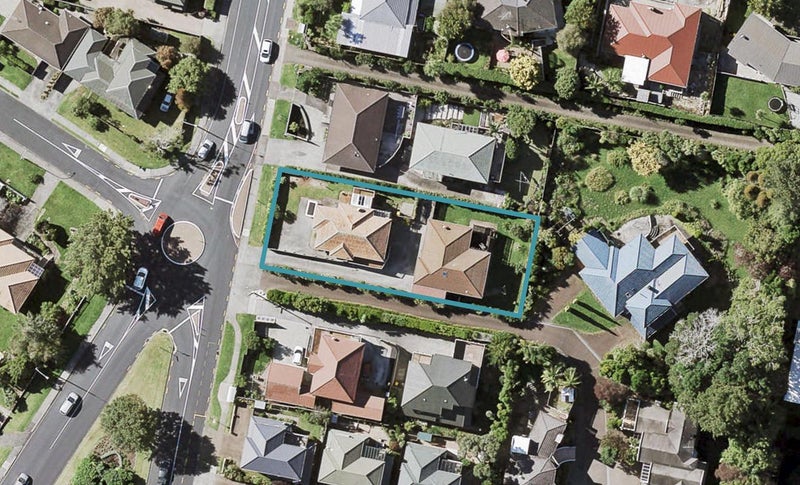 1/132 Cook Street, Howick, Auckland - Carousel 1