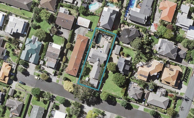 5 Crete Avenue, Milford, Auckland - Carousel 1