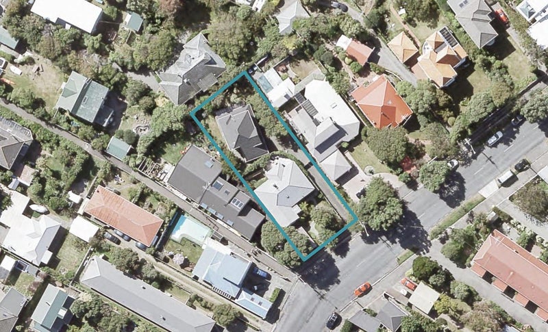 2/372 Muritai Road, Eastbourne, Lower Hutt - Carousel 1
