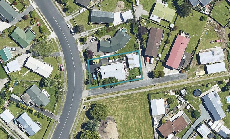21 Camellia Drive, Ngongotaha, Rotorua - Carousel 1