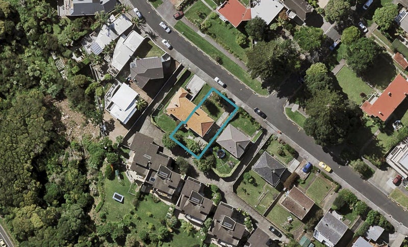 17 Awarua Crescent, Orakei, Auckland - Carousel 1