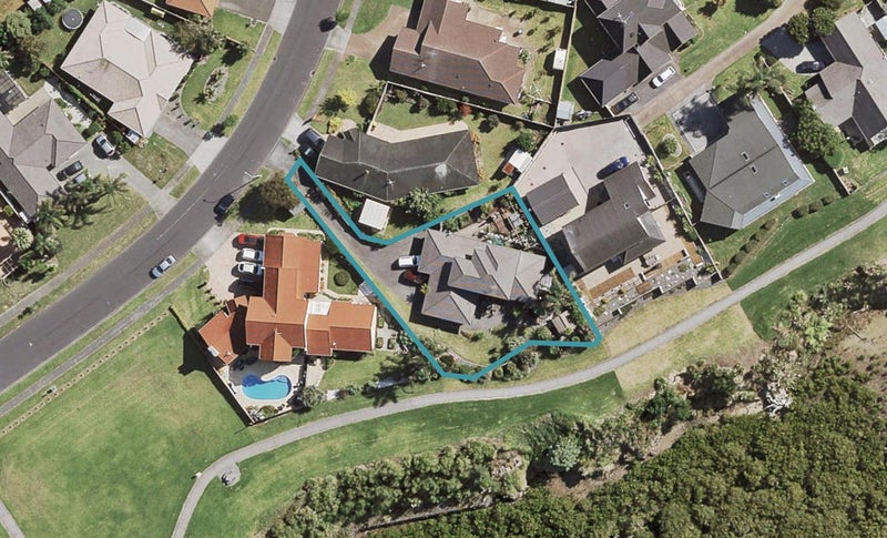 48 Glenross Drive, Wattle Downs, Auckland - Carousel 1
