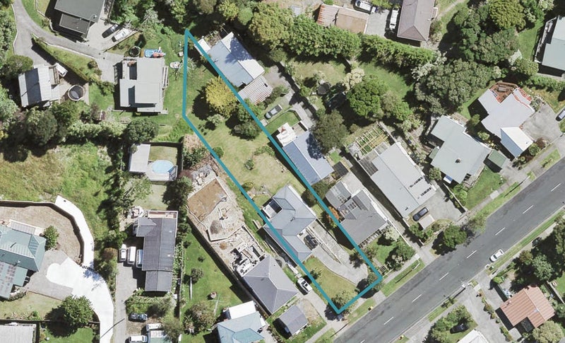 75 Glengarry Road, Glen Eden, Auckland - Carousel 1