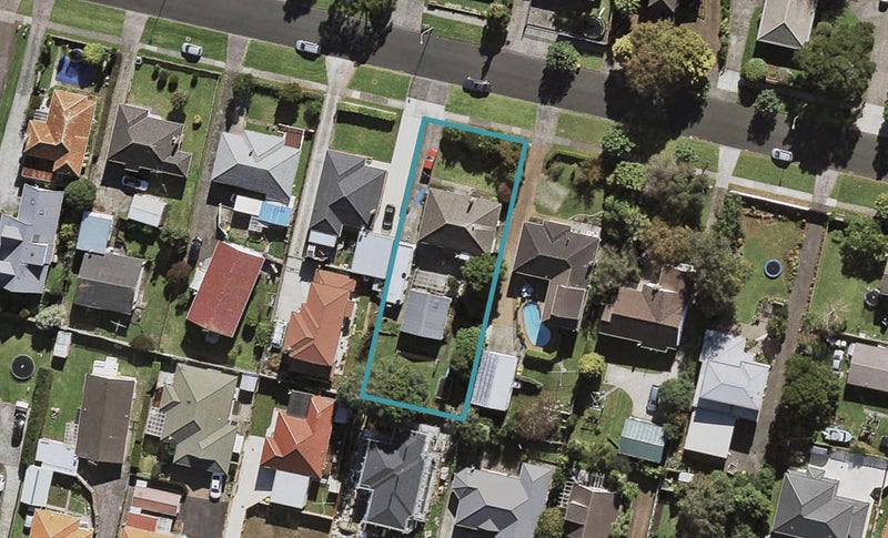 13 Weston Avenue, Papatoetoe, Auckland - Carousel 1
