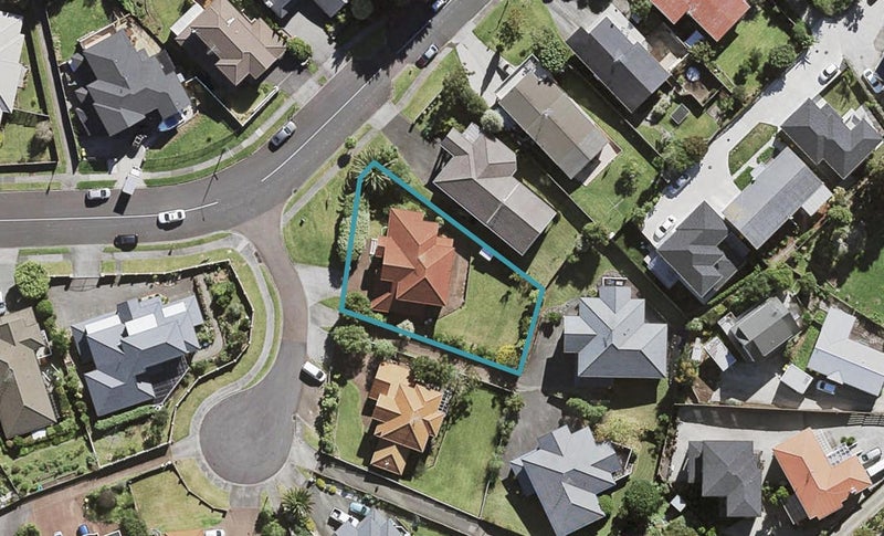 1 Philip Keith Rise, Hillcrest, Auckland - Carousel 1