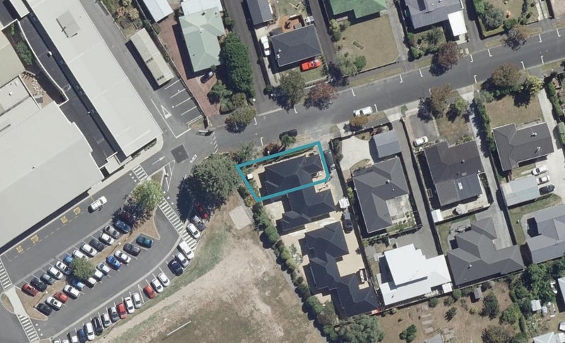 9A Martin Street, Fairfield, Hamilton - Carousel 1