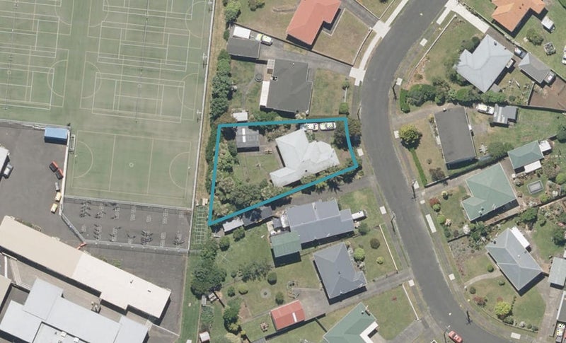 36 Hadfield Crescent, College Estate, Whanganui - Carousel 1