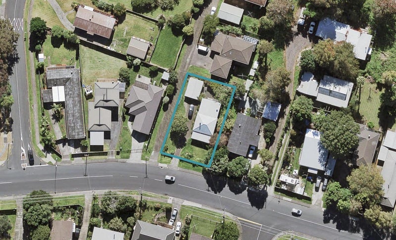 44 Royal Road, Massey, Auckland - Carousel 1