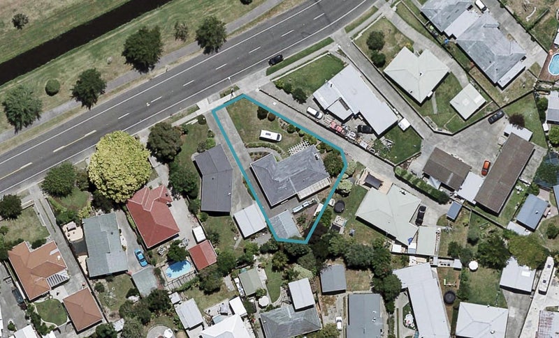 217 Westminster Avenue, Tamatea, Napier - Carousel 1