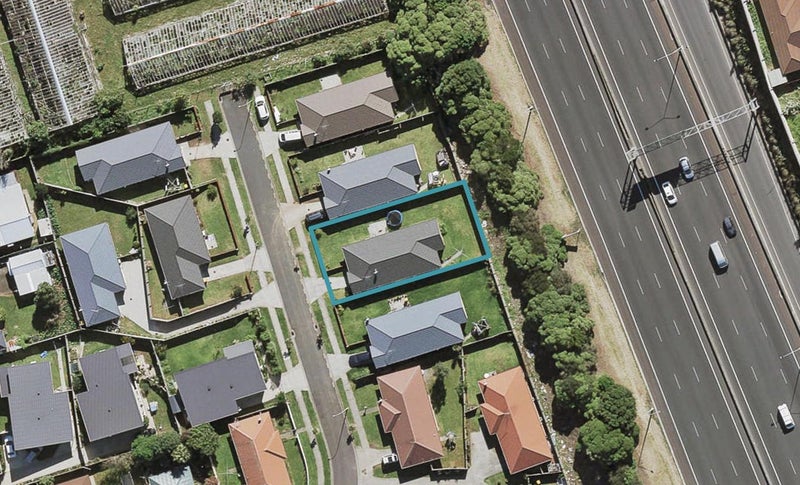 25 Umu Place, Mangere, Auckland - Carousel 1