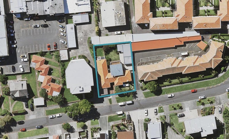 2/34 Marau Crescent, Mission Bay, Auckland - Carousel 1