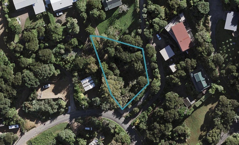 22 View Road, Ostend, Waiheke Island - Carousel 1