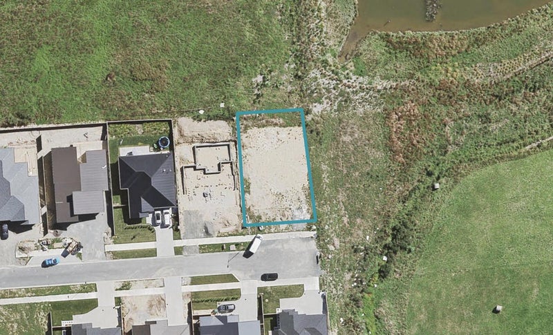 25 Josh Road, Huapai, Kumeu - Carousel 1
