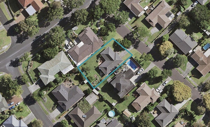 3 Donzella Place, Conifer Grove, Takanini - Carousel 1