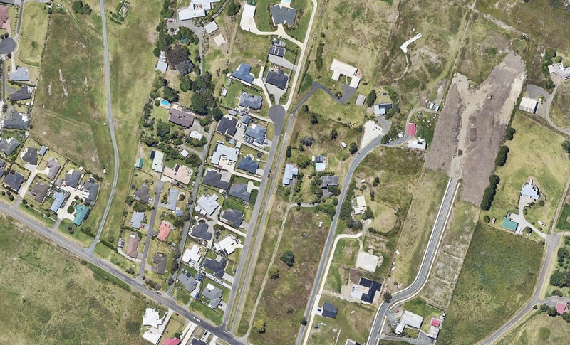 28 Dawn Parade, Coastlands, Whakatane - Carousel 1