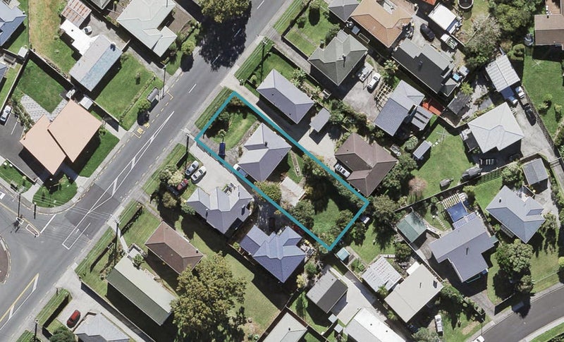 83 Hepburn Road, Glendene, Auckland - Carousel 1
