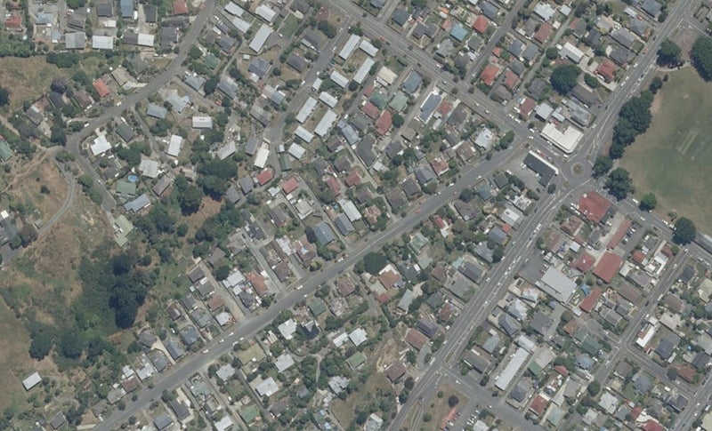 16 Emano Street, Toi Toi, Nelson - Carousel 1