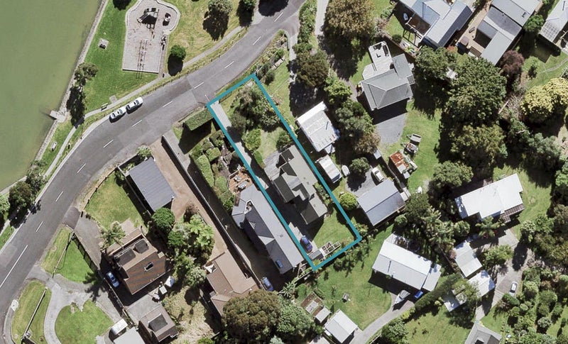 79 The Terrace, Herald Island, Auckland - Carousel 1