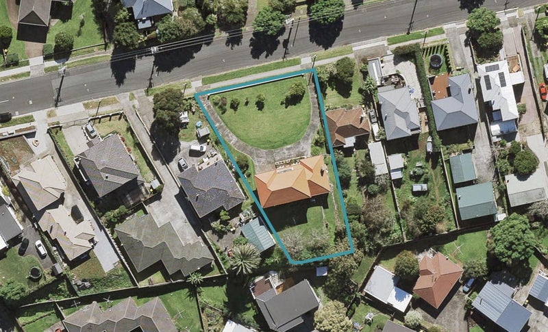 6 Hastie Avenue, Mangere Bridge, Auckland - Carousel 1