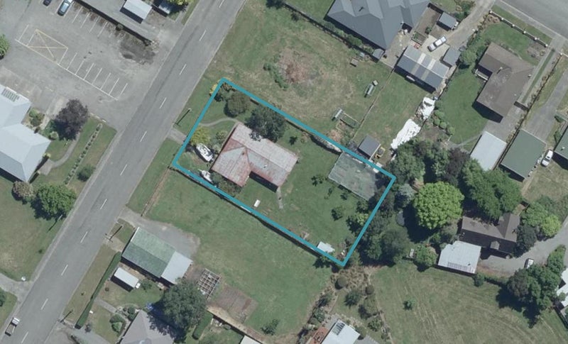 30 Montrose Avenue, Culverden, Culverden - Carousel 1