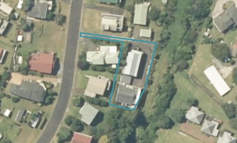 215A Russell Bruce Place, Onemana, Whangamatā - Carousel 1