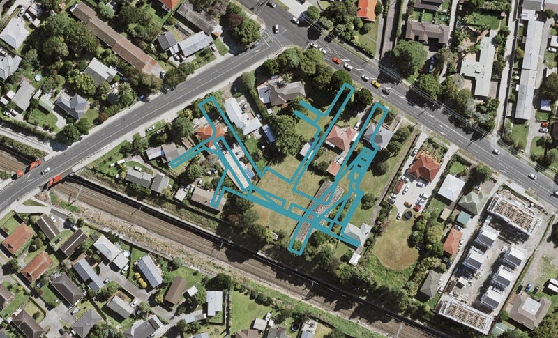35 Isabella Lane, Henderson, Auckland - Carousel 1