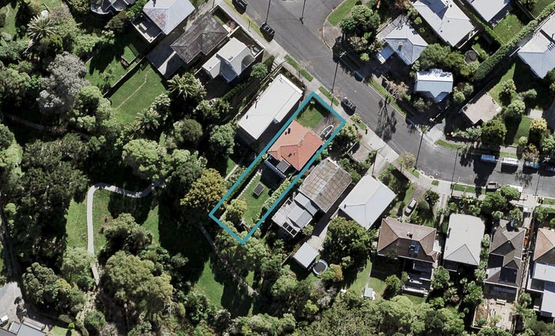 42 Westmere Crescent, Westmere, Auckland - Carousel 1