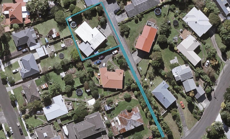 22E Doralto Road, Frankleigh Park, New Plymouth - Carousel 1