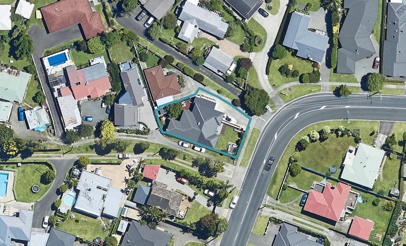 199 Grange Road, Otumoetai, Tauranga - Carousel 1