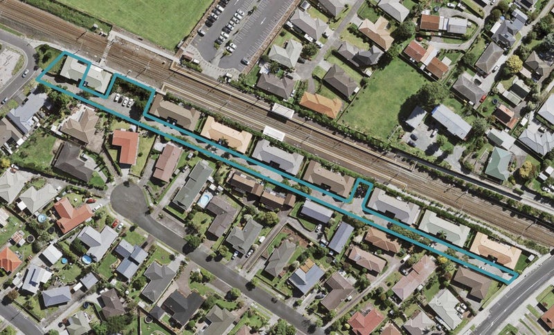 9/17 Neta Grove, Henderson, Auckland - Carousel 1