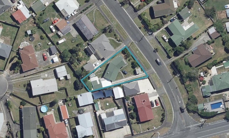 60 Prisk Street, Melville, Hamilton - Carousel 1