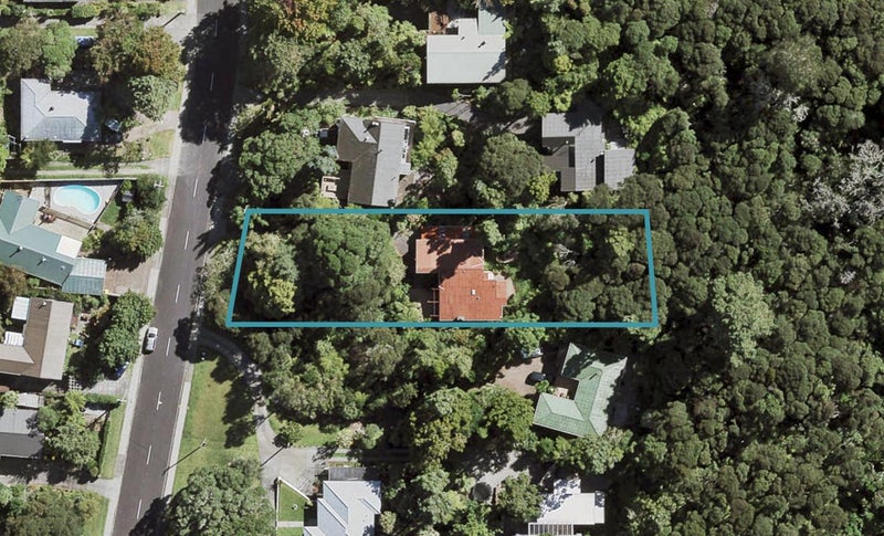 65 Woodfern Crescent, Titirangi, Auckland - Carousel 1