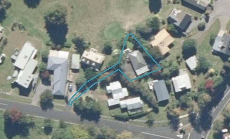1/58 Kinloch Road, Taupo - Carousel 1